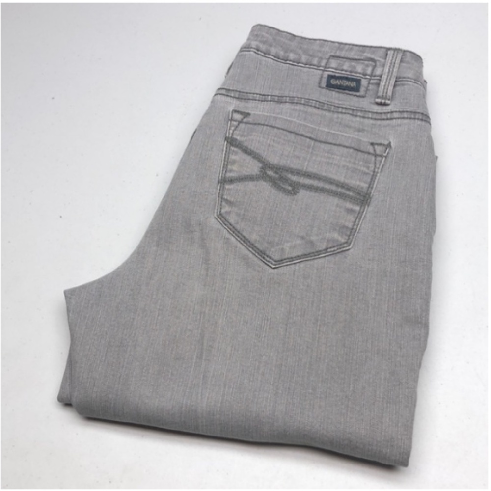 GRAYWASH SANTANA REGULAR HIGH-RISE CROP JEANS 8/29x27 ⭐️
